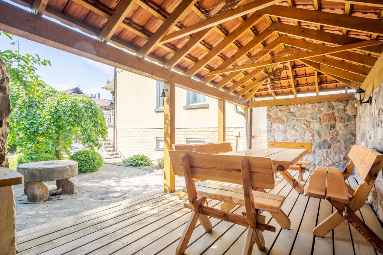 Cozy Private 4 Bedroom House Near Seaside